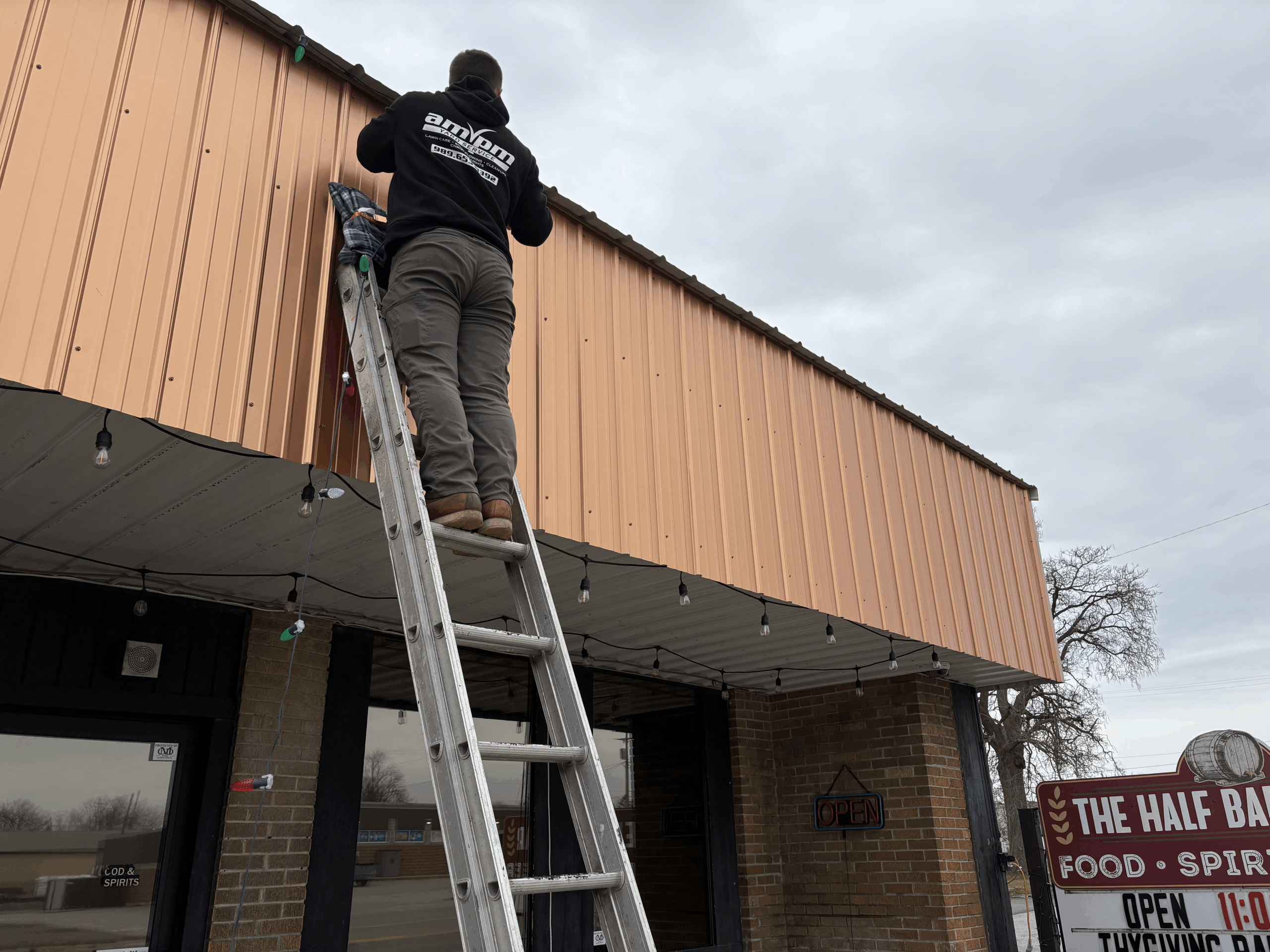 AMPM Yard Service team at work